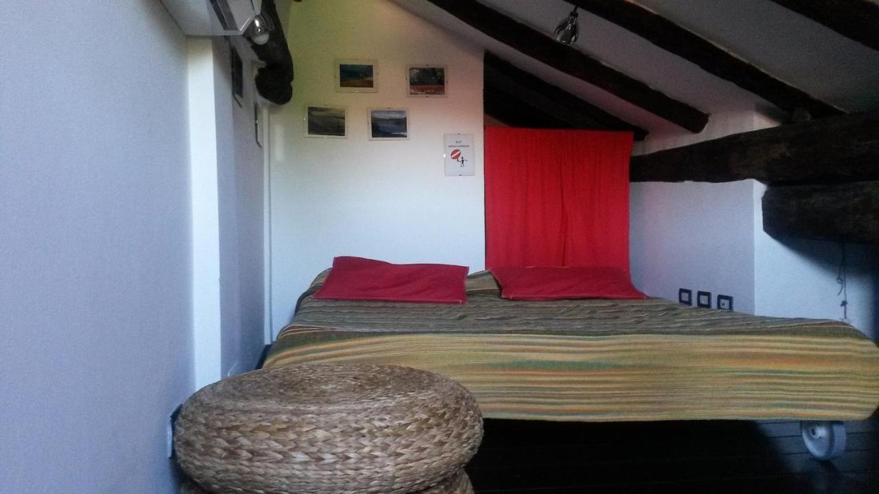 Pisolo in città casa vacanze nel centro storico Bolonha Exterior foto