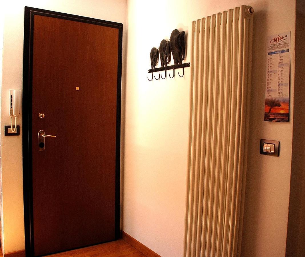 Pisolo in città casa vacanze nel centro storico Bolonha Exterior foto