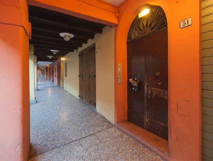 Pisolo in città casa vacanze nel centro storico Bolonha Exterior foto